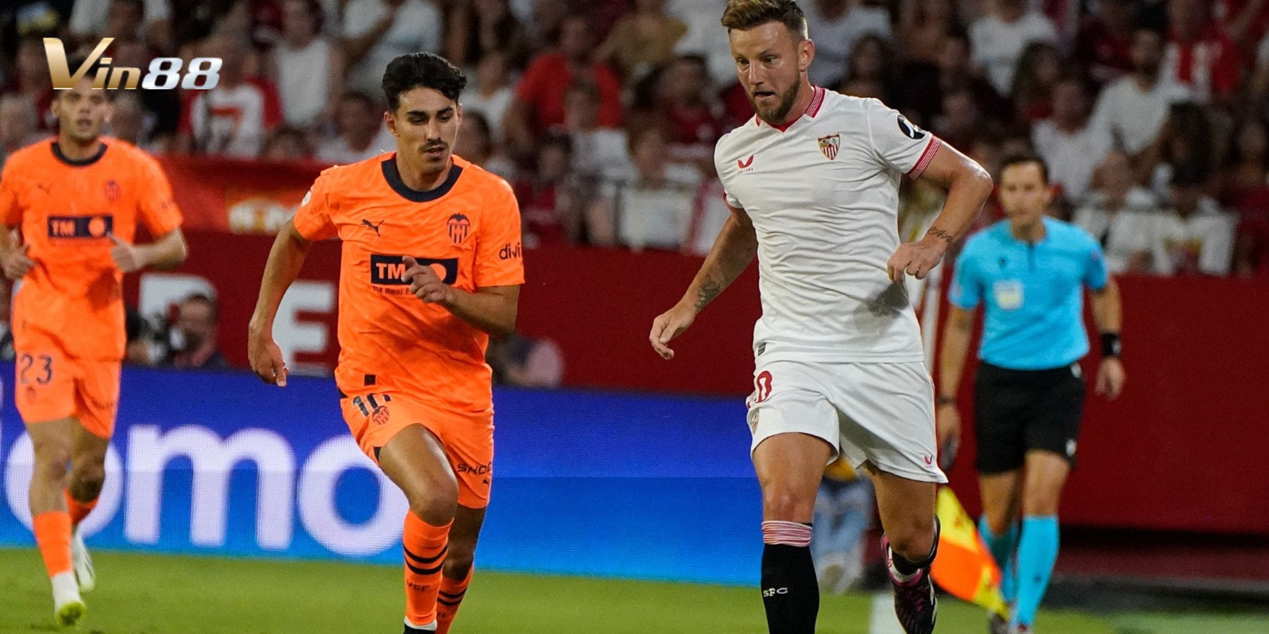 Sevilla vẫn cho thấy sức mạnh vượt trội của mình khi thắng 3 trận trong 5 lần gặp Valencia