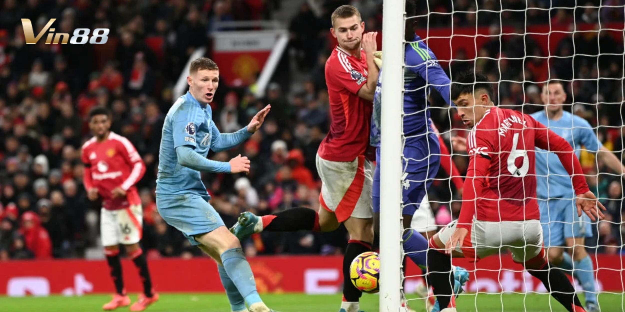 Nottingham Forest có chuỗi trận bất bại trong khi Manchester United đang có dấu hiệu trở lại