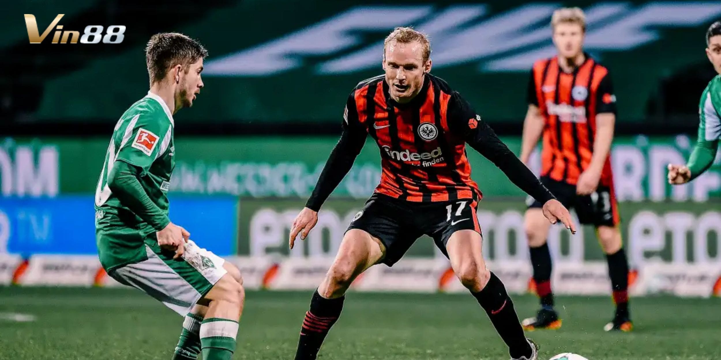 Eintracht Frankfurt thể hiện phong độ ổn định với nhiều chiến thắng đậm trước mùa giải