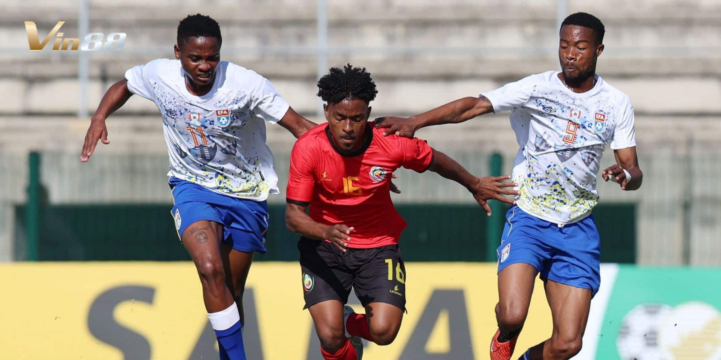 Eswatini chơi sơ đồ 4-2-3-1, thiên về phòng ngự phản công