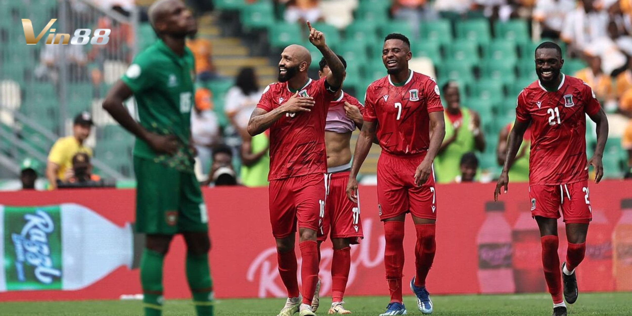 Lối chơi pressing và kỷ luật giúp Equatorial Guinea chiếm ưu thế rõ ràng